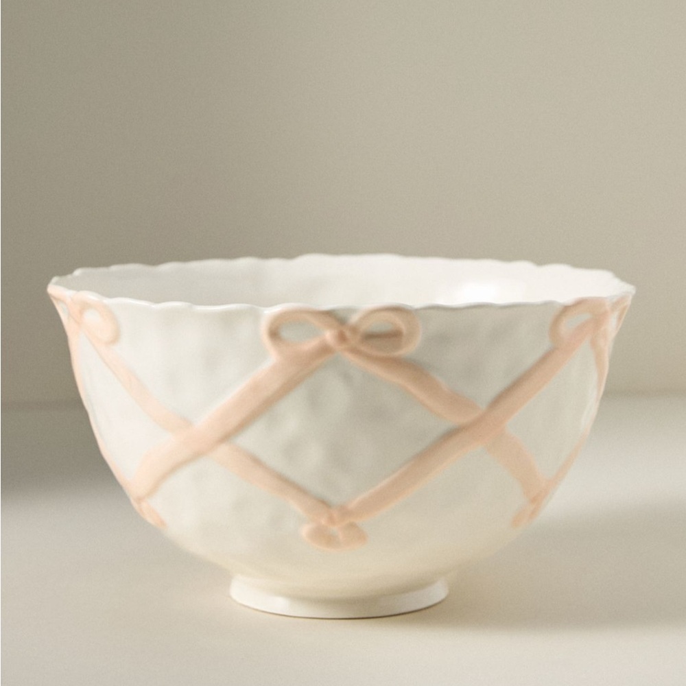 Anthropologie Benedita Bow Serve Bowl